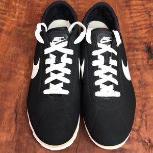 NIKE Cortez Moire womens 9.5